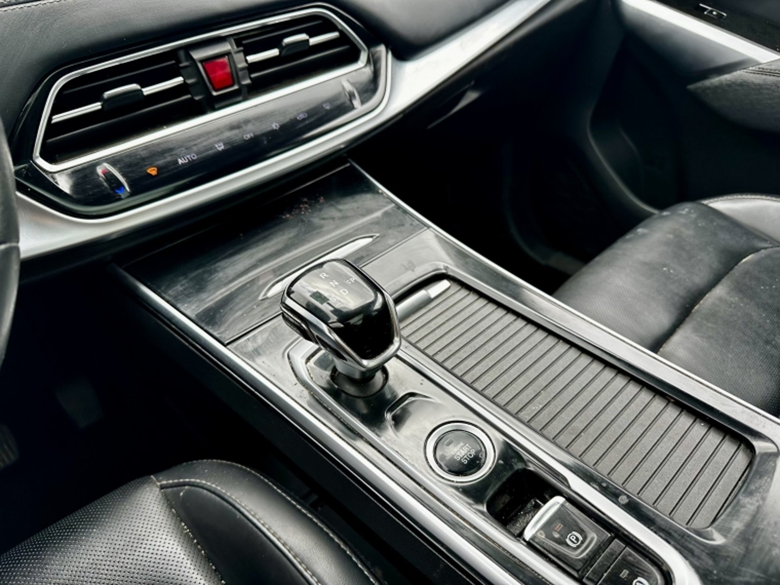 JAC Js8 Luxury 1.5 Aut 2023 - Imagen 13 de 20