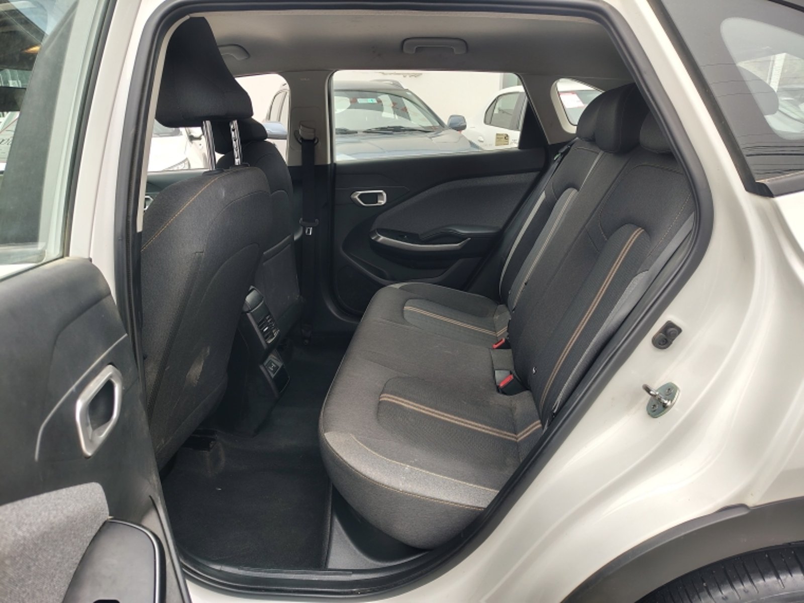 KIA K3 Cross Ex 1.4 2024 - Imagen 8 de 20