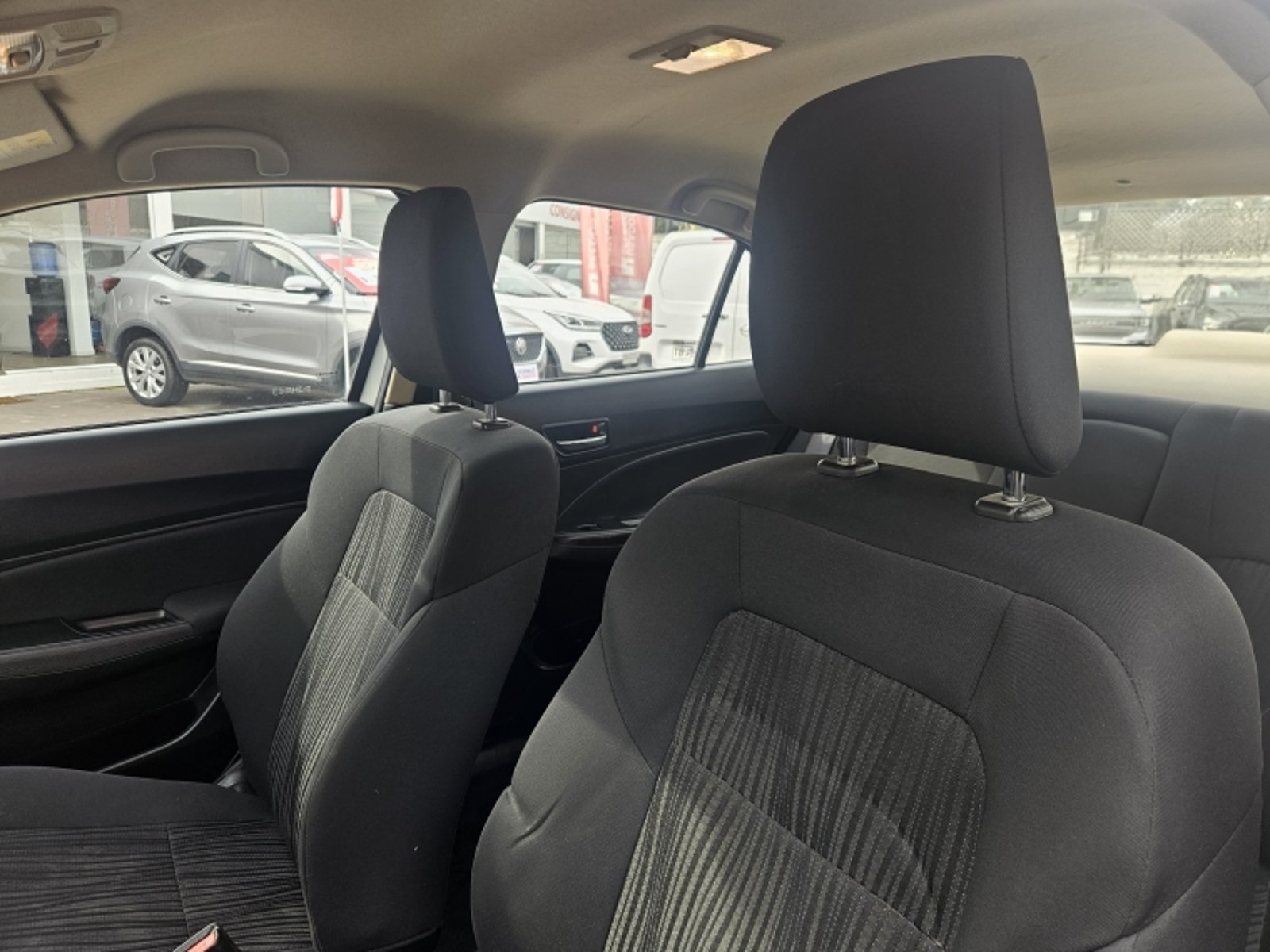 Suzuki Dzire Sedan 1.2 2021 - Imagen 13 de 20