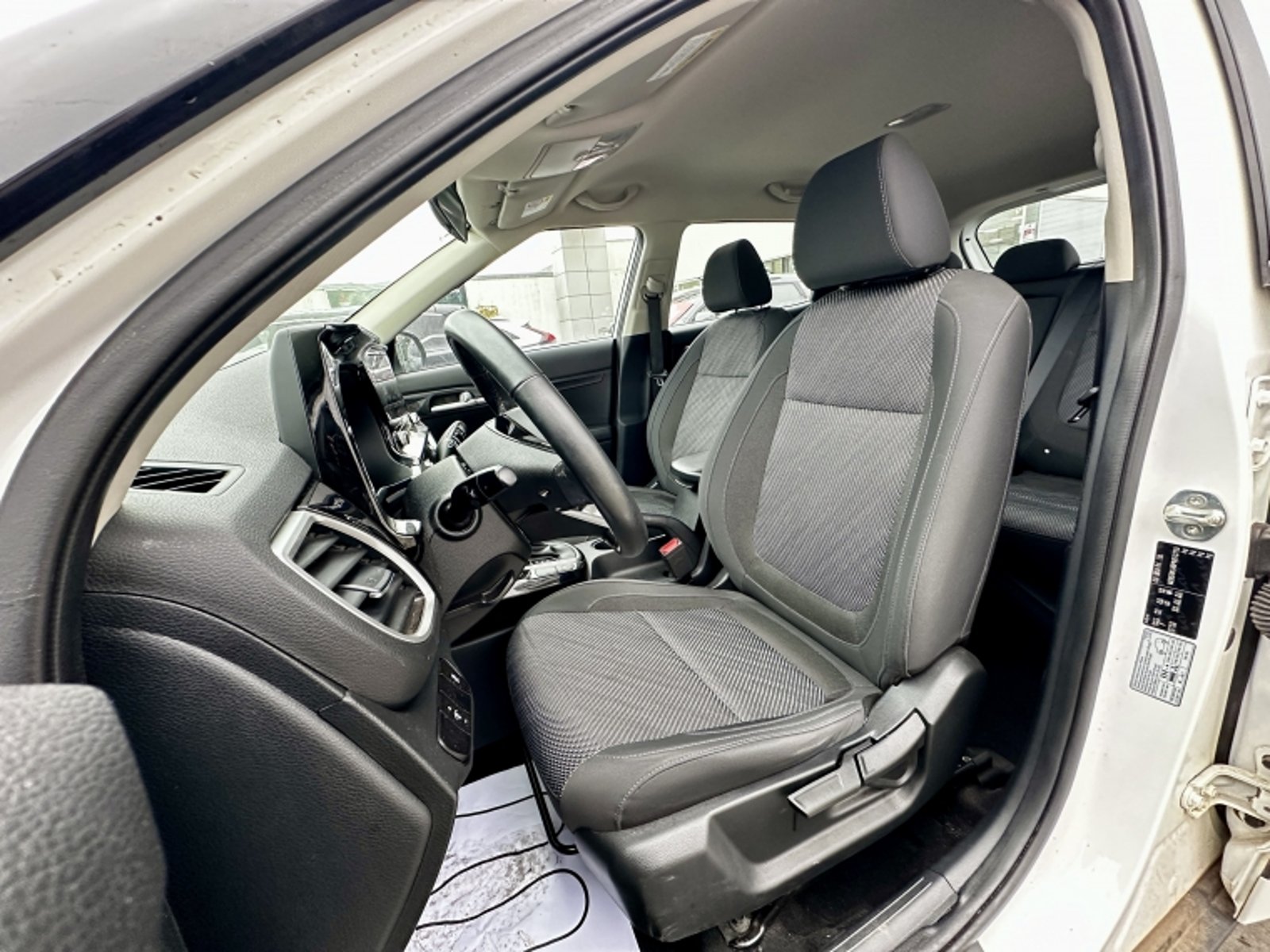 Kia Seltos Ex 1.6 Aut 2023 - Imagen 9 de 20
