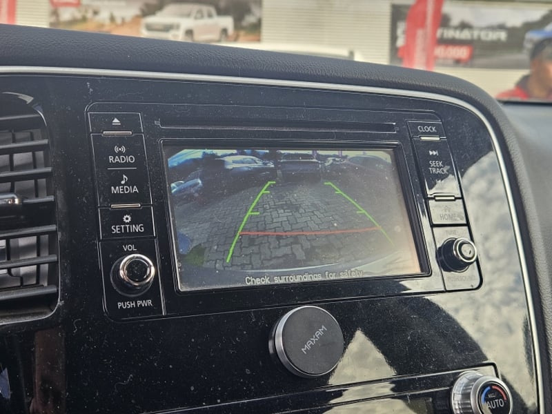 Mitsubishi Outlander 2.0 2021 - Imagen 17 de 20