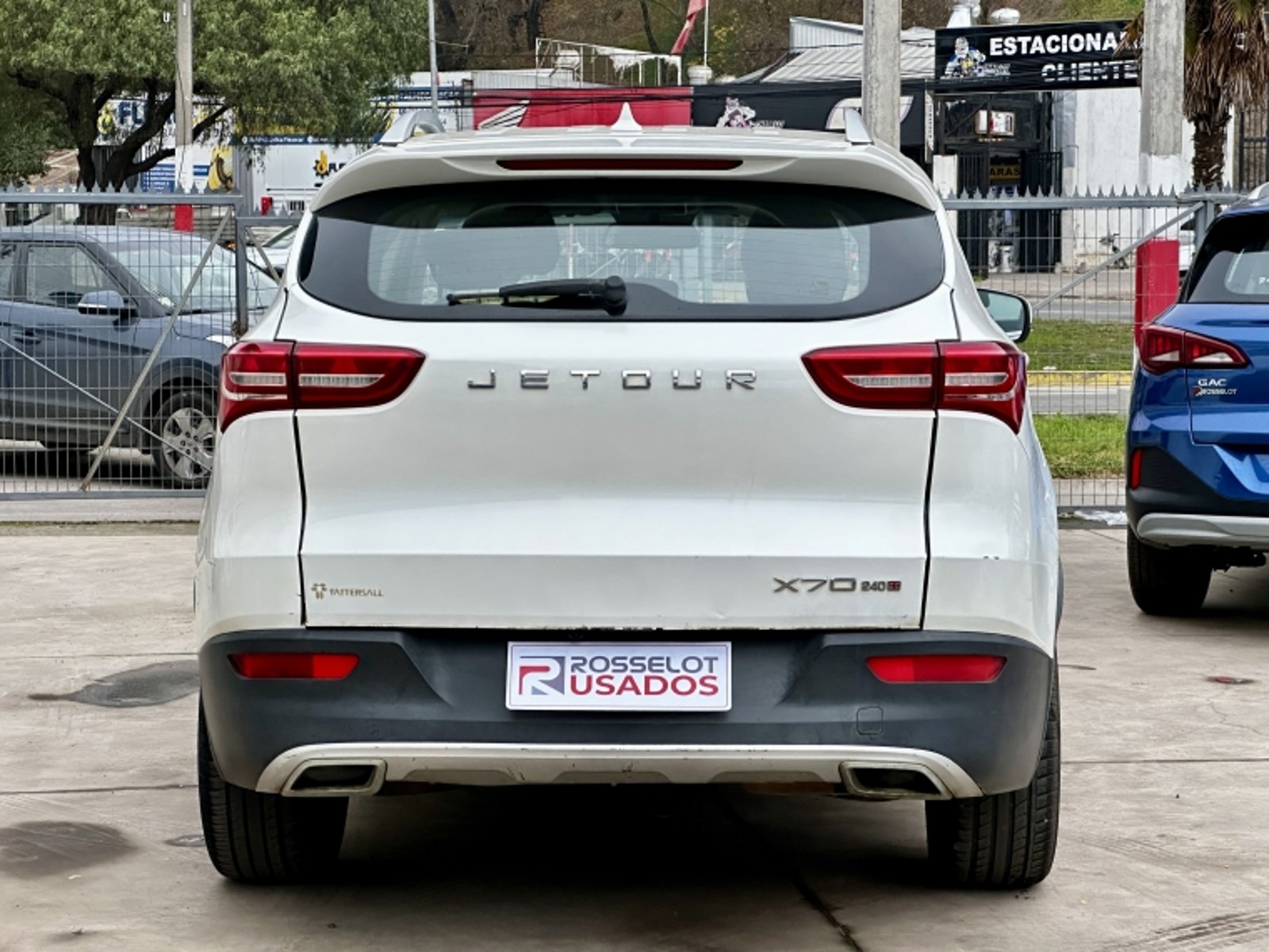 JETOUR X70 Gl 1.5 2022 - Imagen 6 de 20