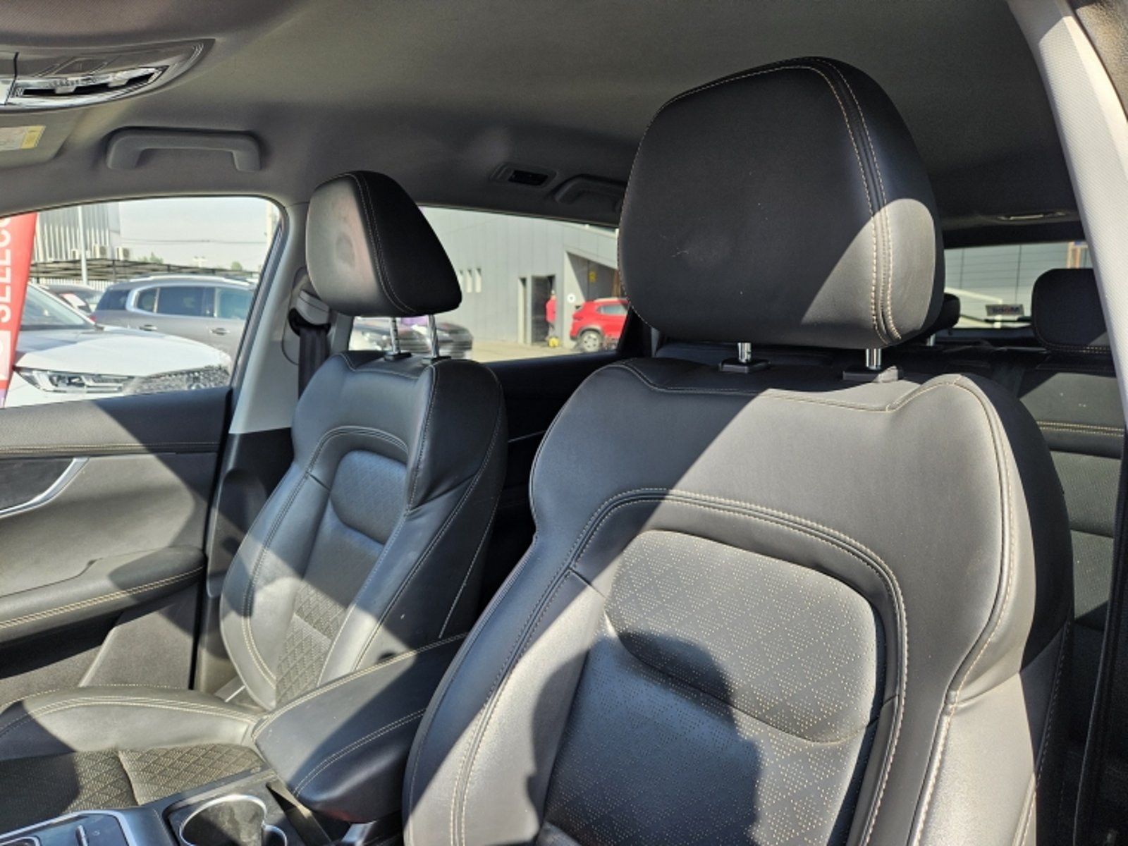 CHERY Tiggo 8 1.5 2023 - Imagen 16 de 20