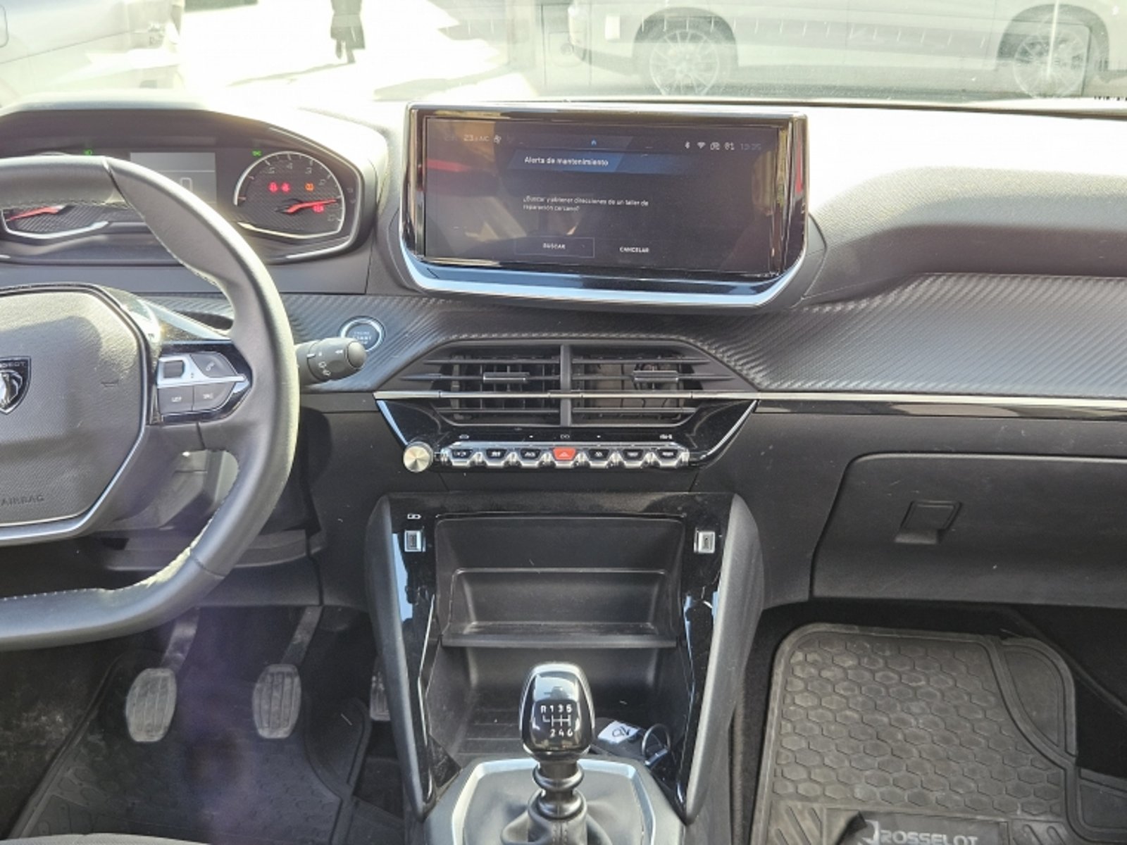 Peugeot 2008 Active 130 1.2 2025 - Imagen 10 de 20