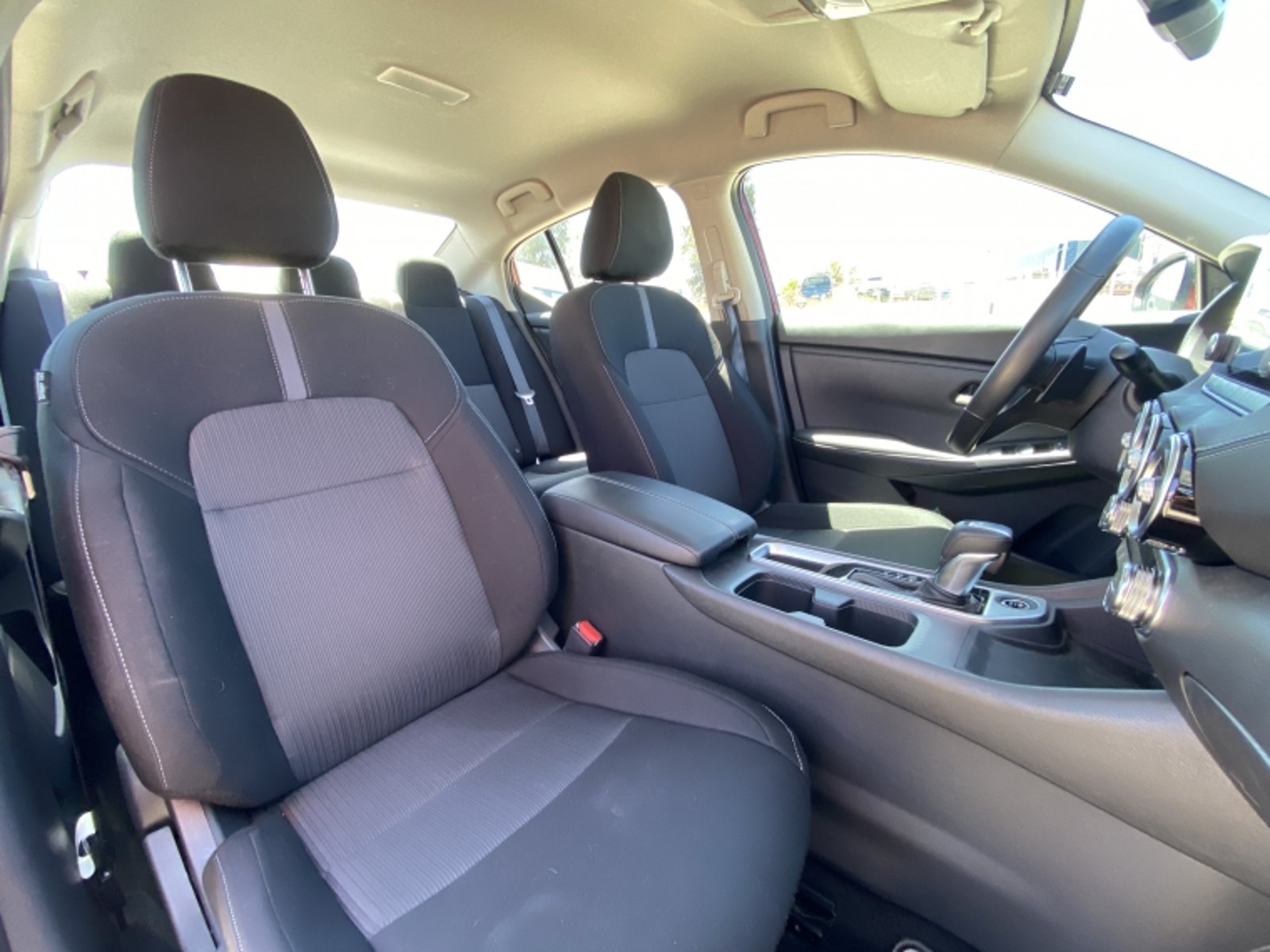 NISSAN Sentra 2.0 At 4x2 2024 - Imagen 19 de 20