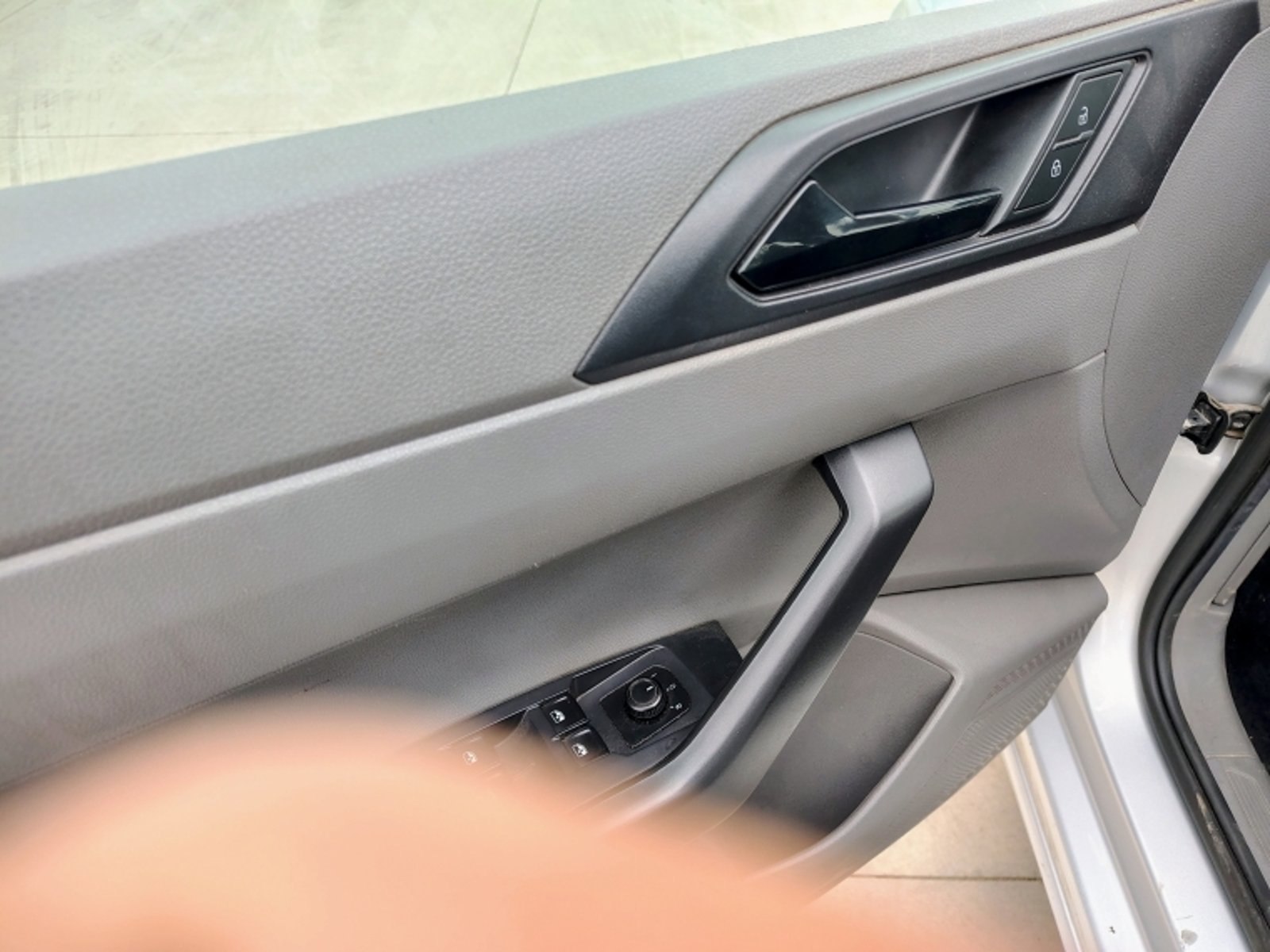 VOLKSWAGEN Virtus 1.6 2019 - Imagen 13 de 20