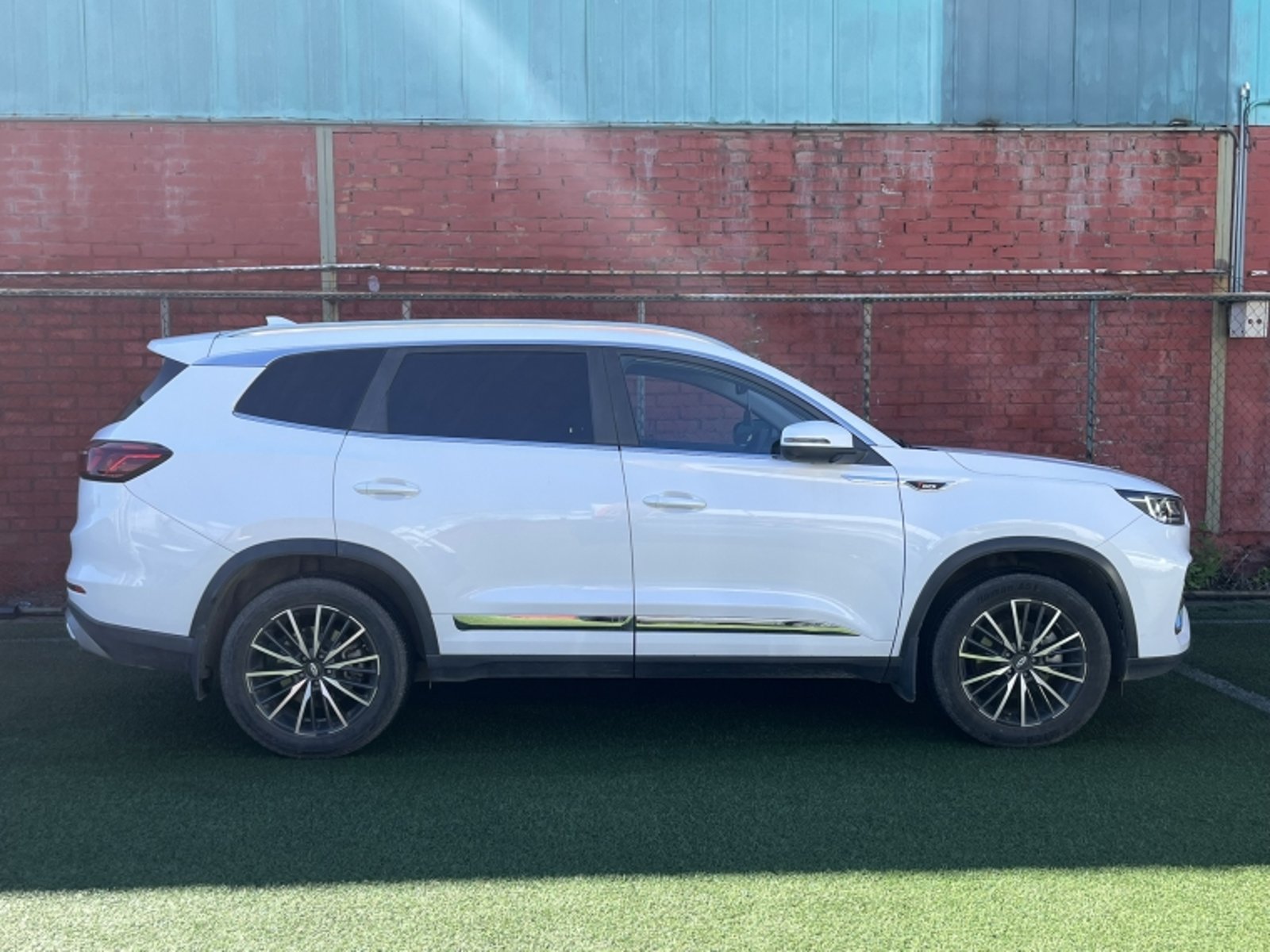 Chery Tiggo 8 Pro Glx Dct 1.6 Aut 2023 - Foto 2 de 20