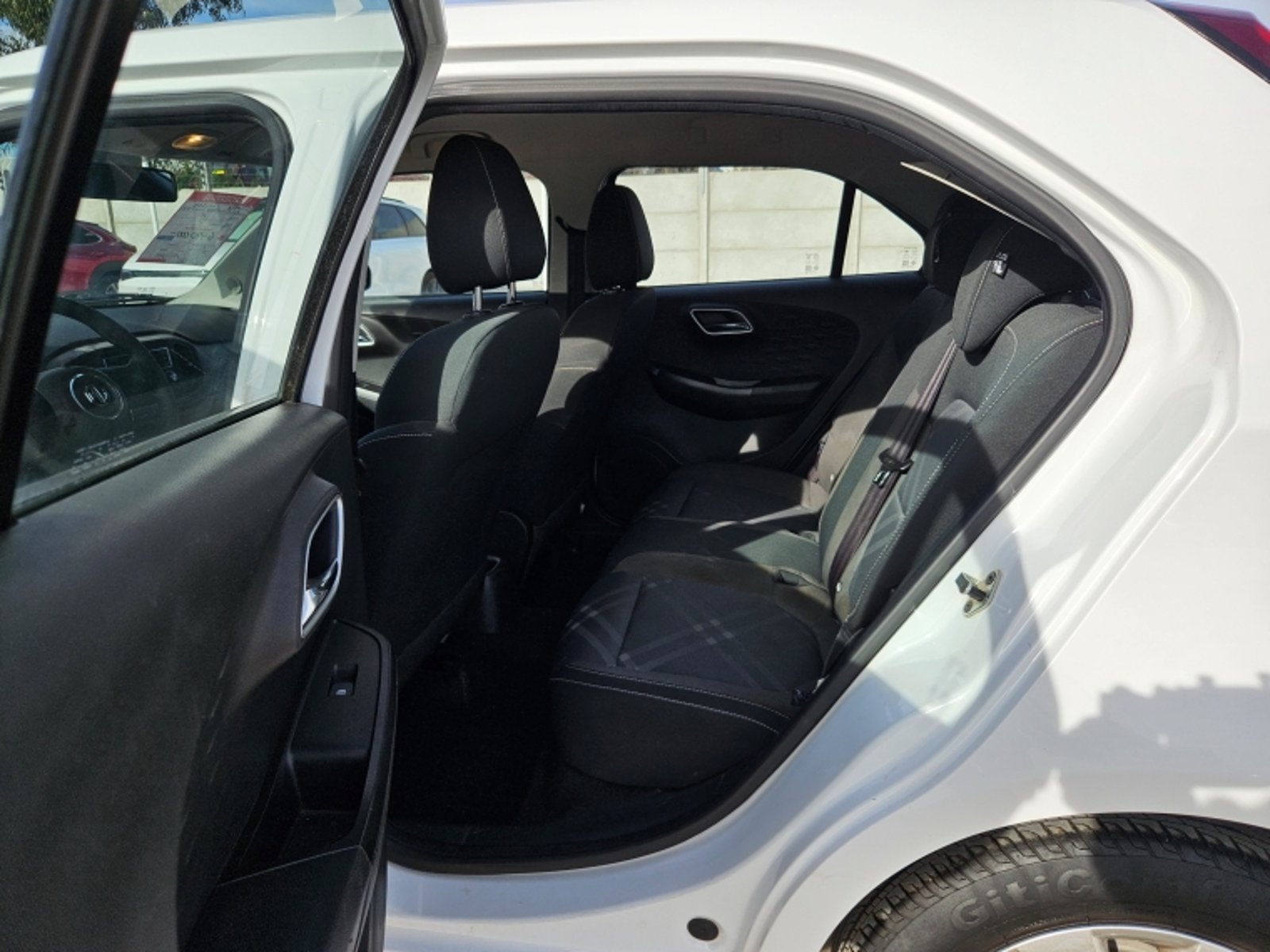 MG 3 Std 1.5 2022 - Imagen 8 de 19
