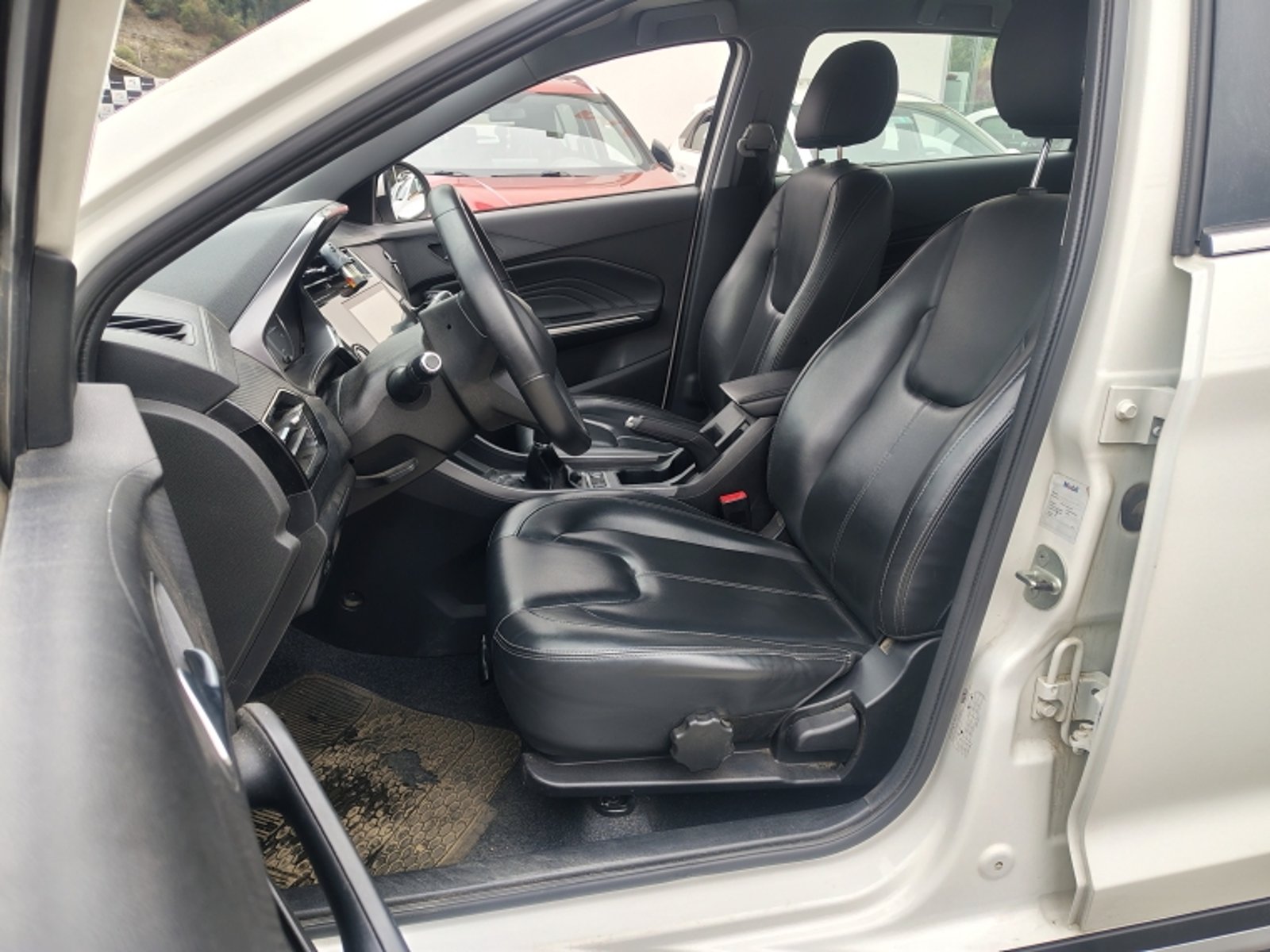 CHERY Tiggo 2 Pro Glx 1.0t 2023 - Imagen 12 de 20