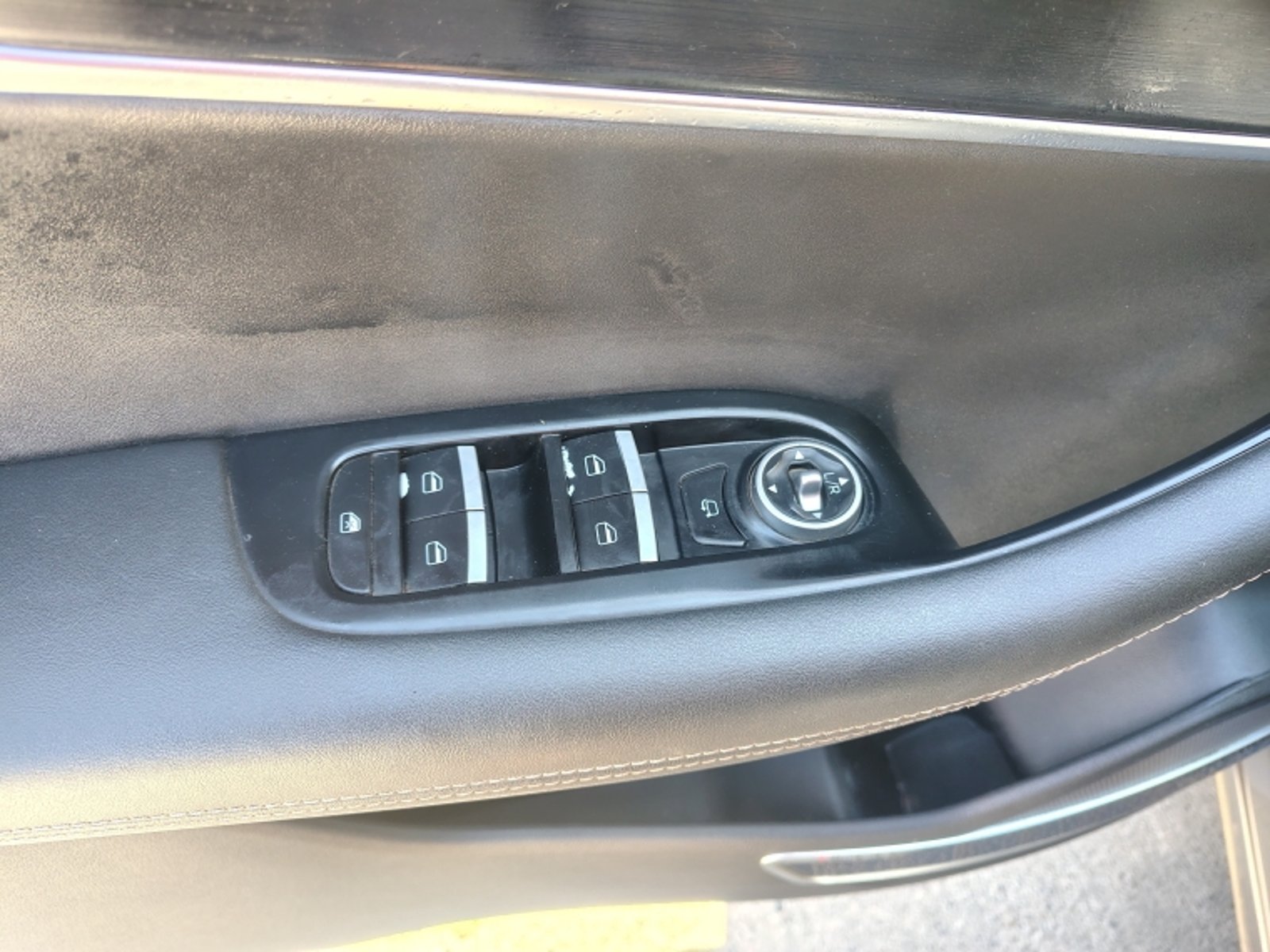 CHERY Tiggo 8 1.5 Aut 2023 - Imagen 10 de 20