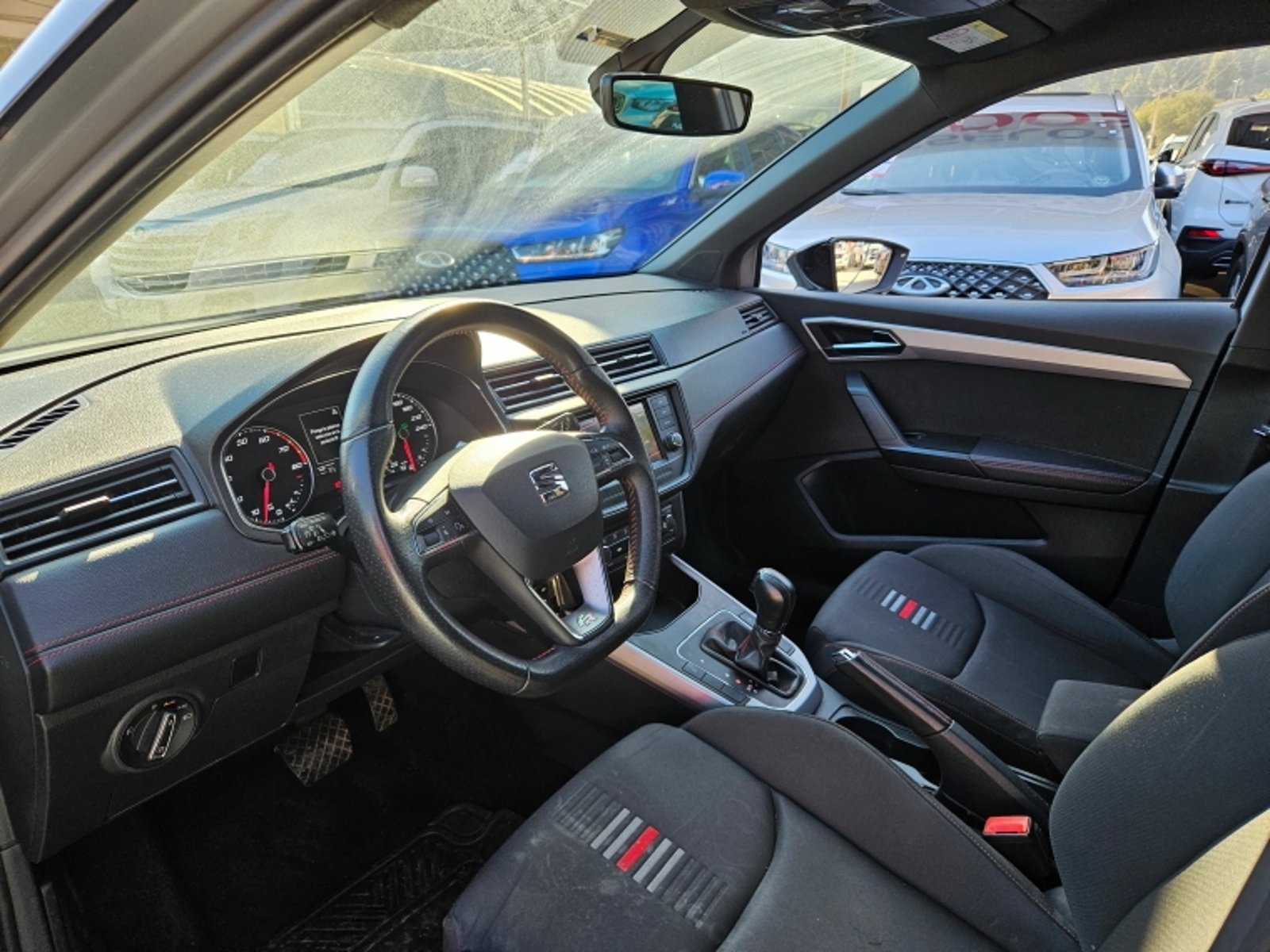 SEAT Arona 1.6 Aut 2020 - Imagen 13 de 20