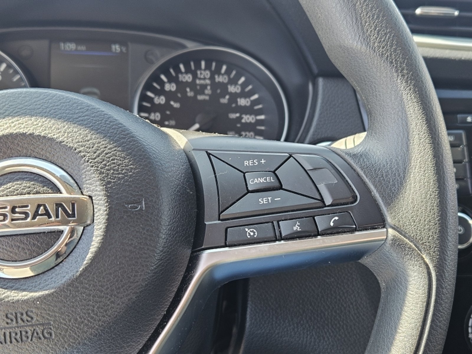 NISSAN Qashqai J11 2.0 2021 - Imagen 18 de 20