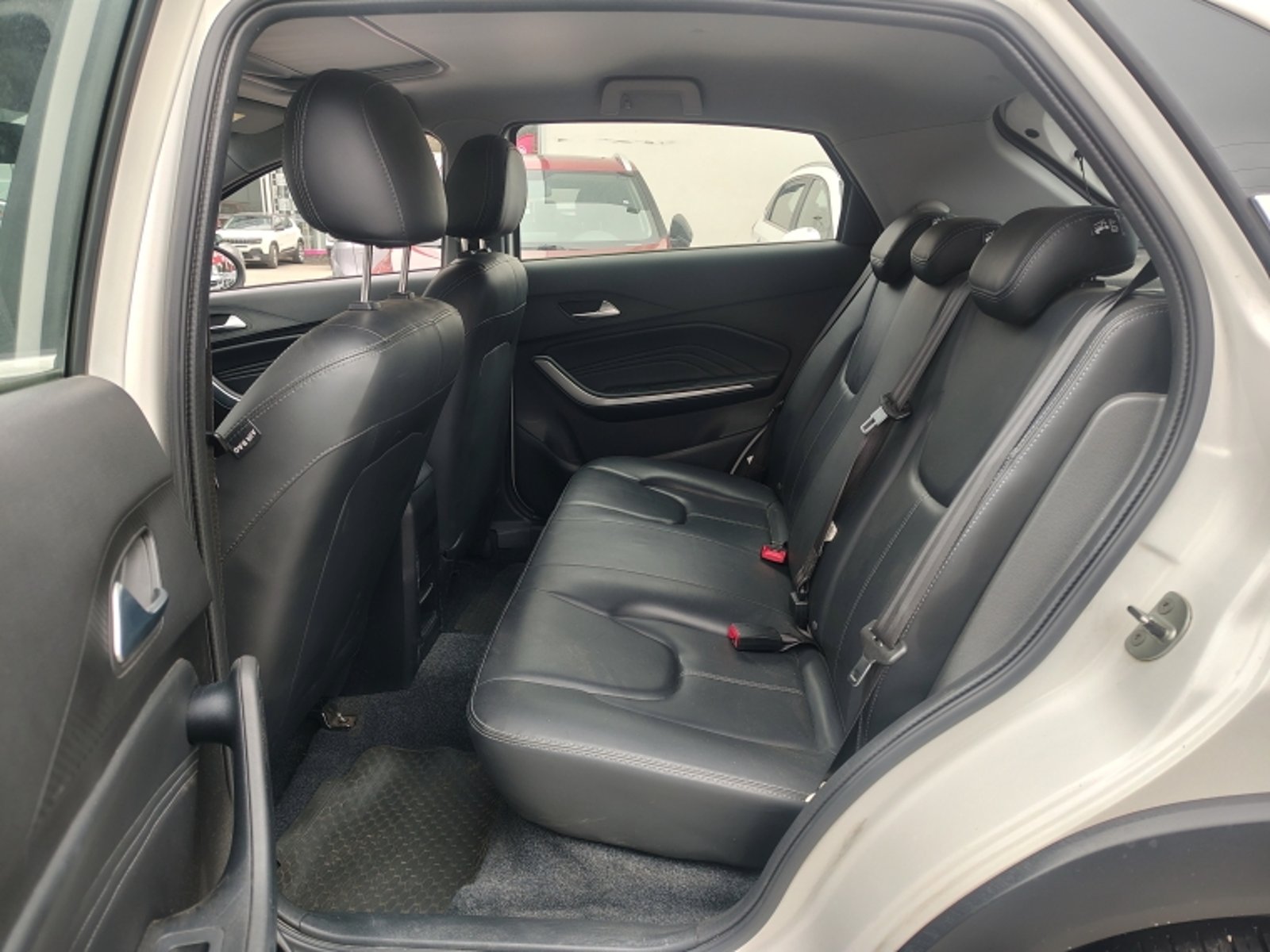 CHERY Tiggo 2 Pro Glx 1.0t 2023 - Imagen 9 de 20