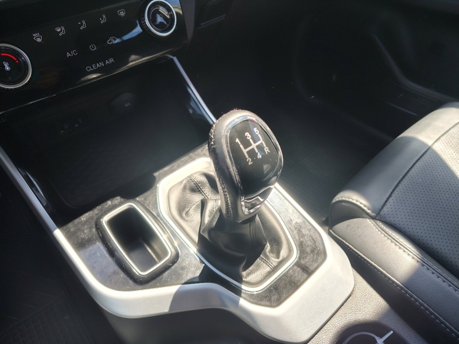 CHERY Tiggo 3 Pro Gls 1.5 2023 - Imagen 13 de 20