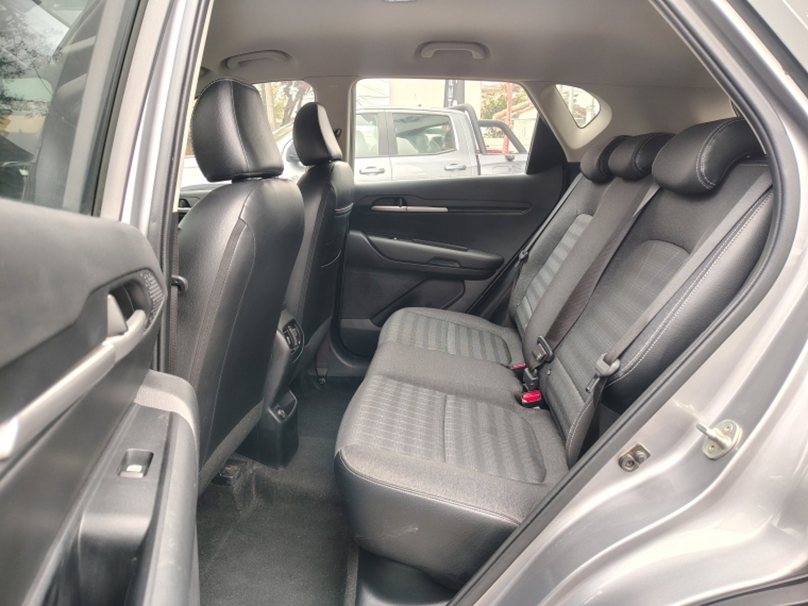 KIA Sonet Ex 1.5 2023 - Imagen 8 de 20