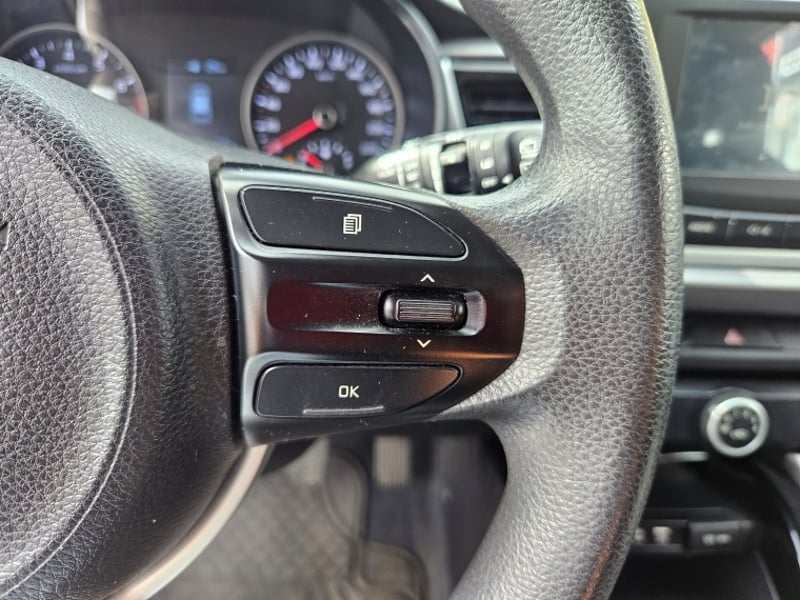 Kia Rio 5 Ex 1.4 2019 - Imagen 14 de 19