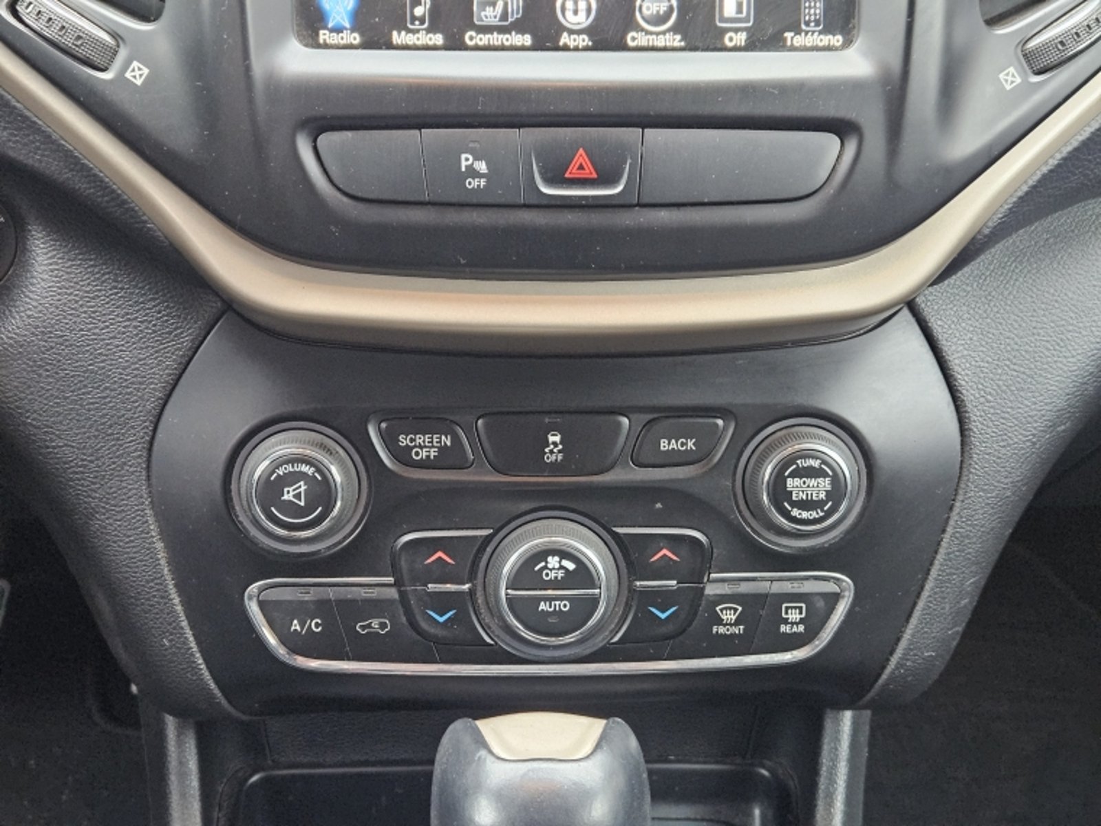 Jeep Cherokee Ltd 4x4 2.4 2016 - Imagen 12 de 20