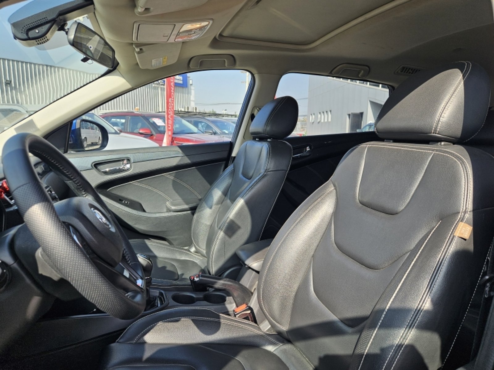 DFSK SUV 580 Suv Glory 580 1.8 2022 - Imagen 16 de 20