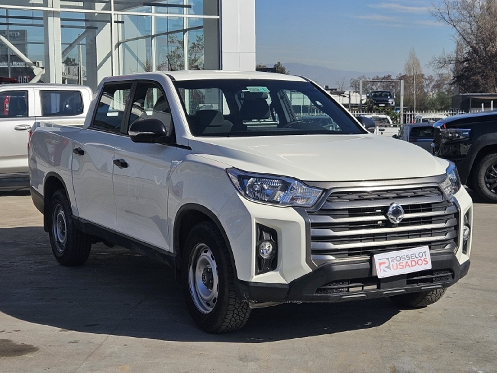 SsangYong GRAND MUSSO Musso Grand 2.2 4x2 Mt - Ql610 Euro Vimn Urn 2025 - Foto 3 de 20