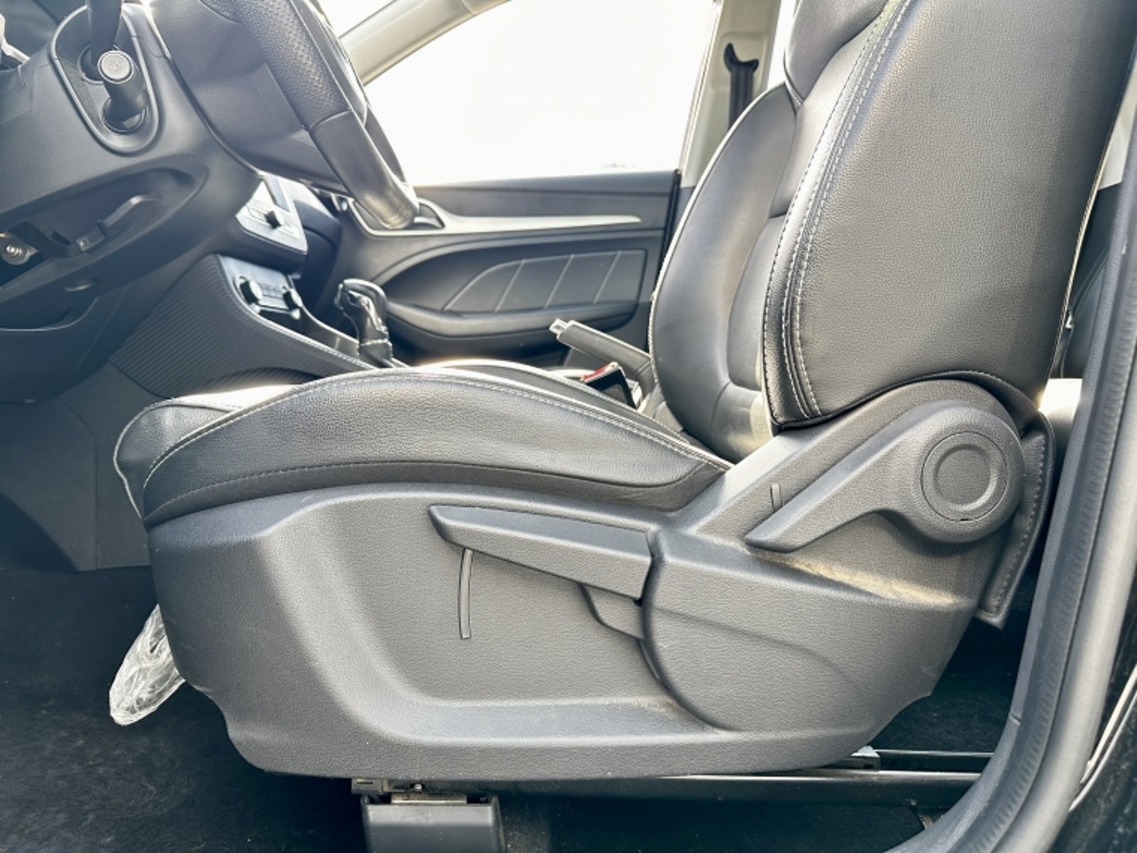 MG Zs 1.5 At 2021 - Imagen 16 de 20