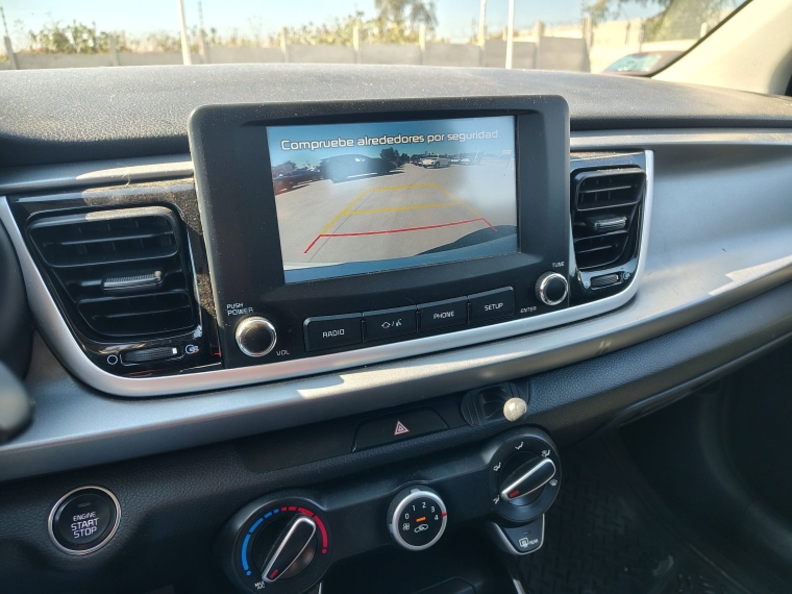KIA Rio 4 Ex 1.4 Aut 2019 - Imagen 17 de 20