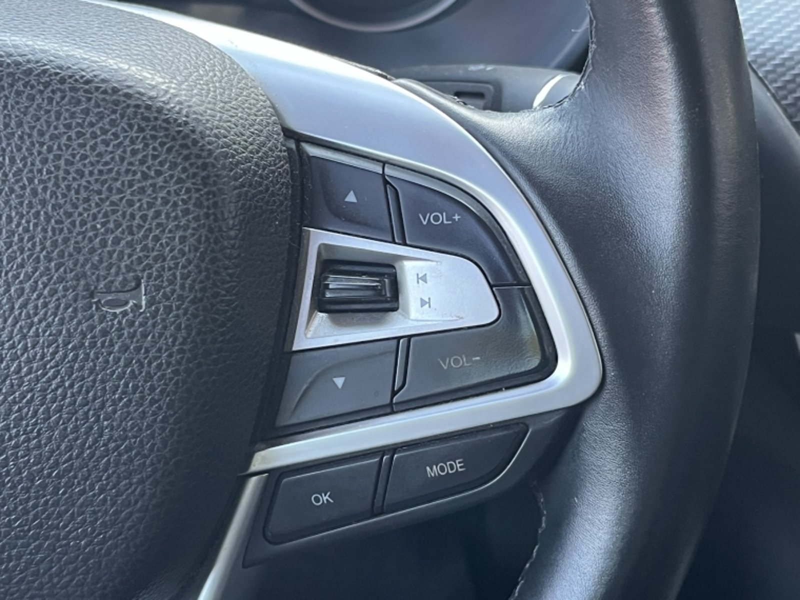 FOTON G7 Mt 4x2 2.0 2024 - Imagen 18 de 20