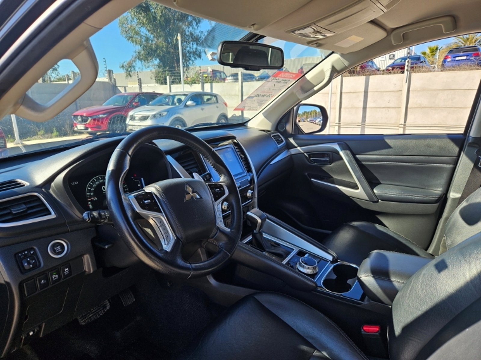 Mitsubishi Montero Sport 4x4 2.4 Aut 2022 - Imagen 12 de 20