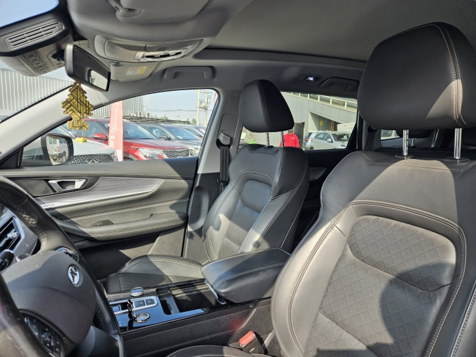 CHERY Tiggo 8 Pro Glx Dct 1.6 Aut 2023 - Imagen 18 de 20
