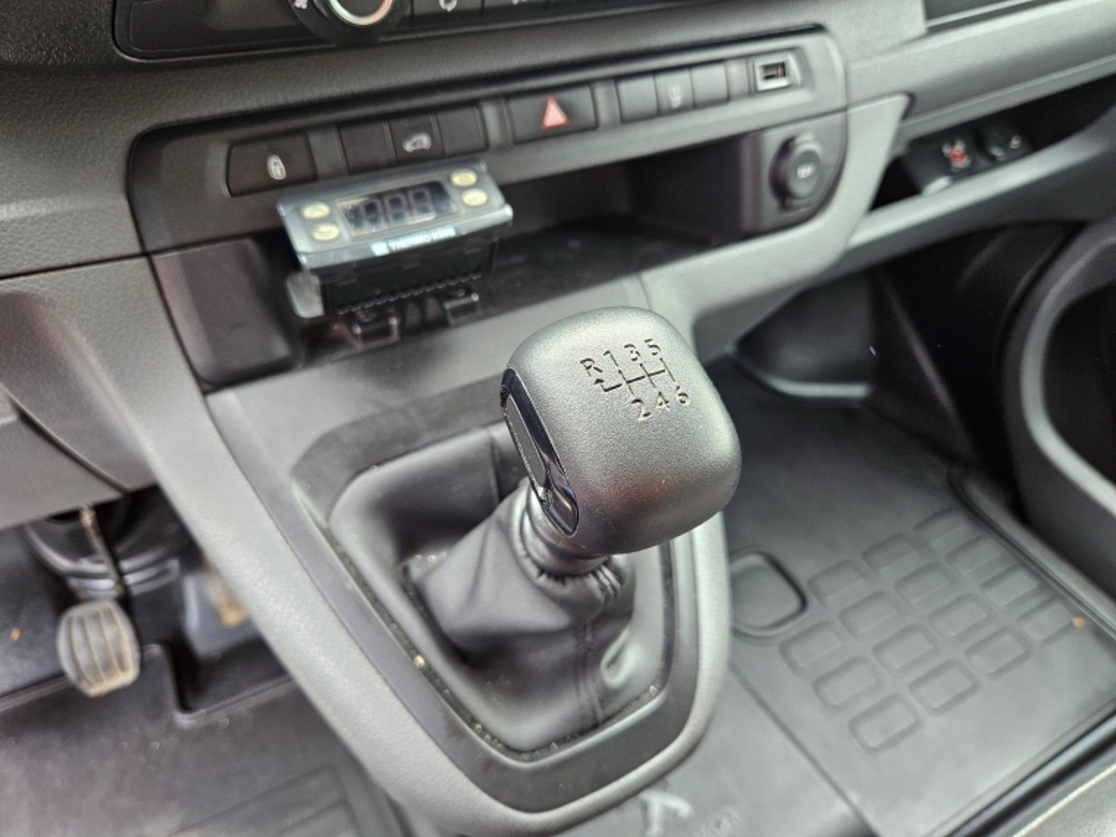 Peugeot Expert 2.0 2019 - Imagen 13 de 18