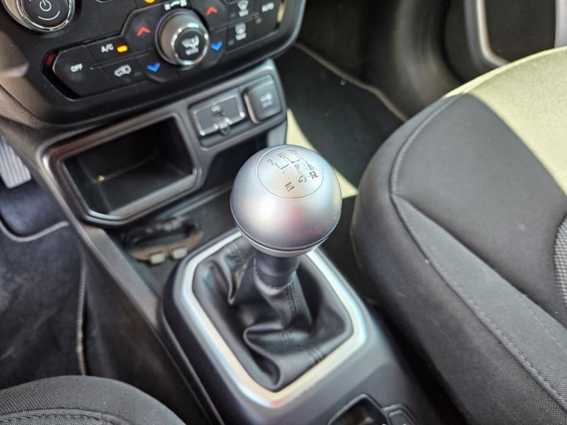 Jeep Renegade 1.8 2020 - Imagen 15 de 20