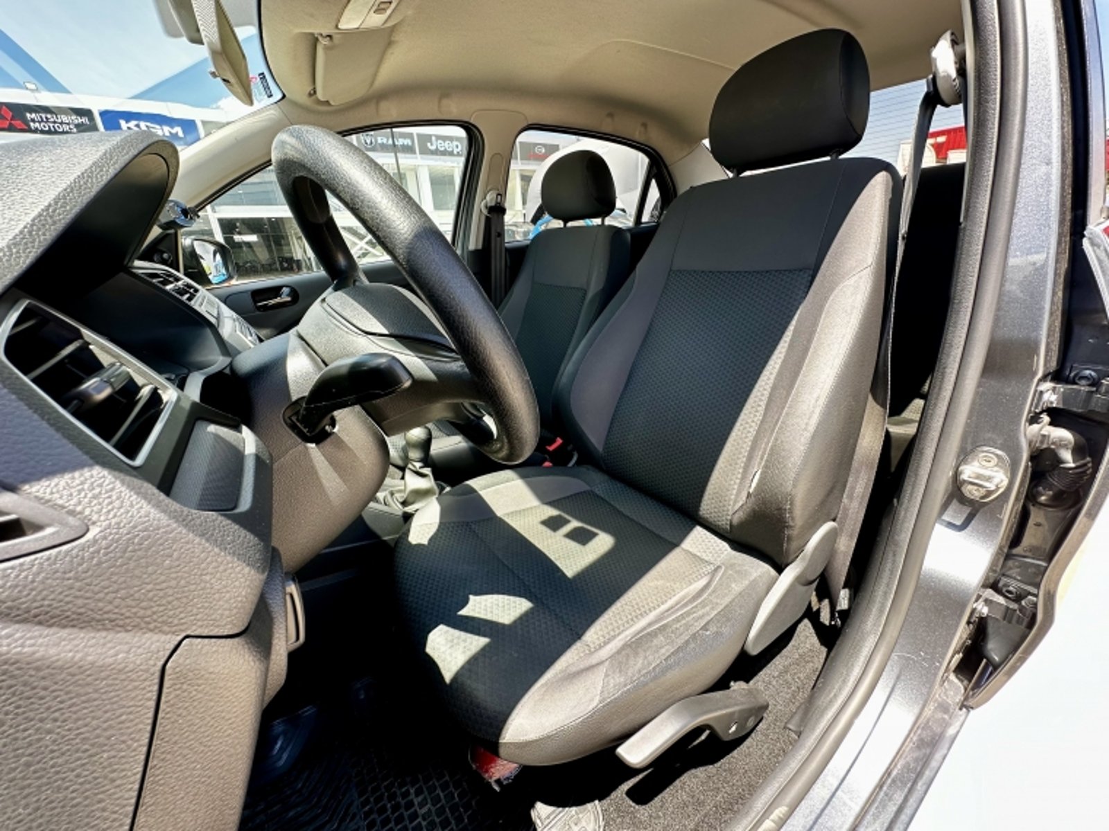 VOLKSWAGEN Voyage 1.6 2021 - Imagen 8 de 20
