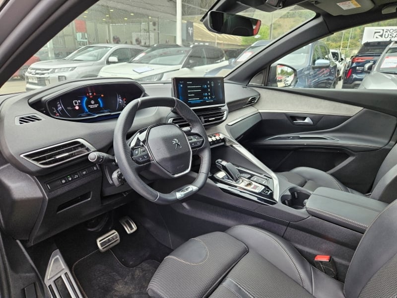 Peugeot 5008 Bluehdi 130 1.5 Aut 2023 - Imagen 14 de 20