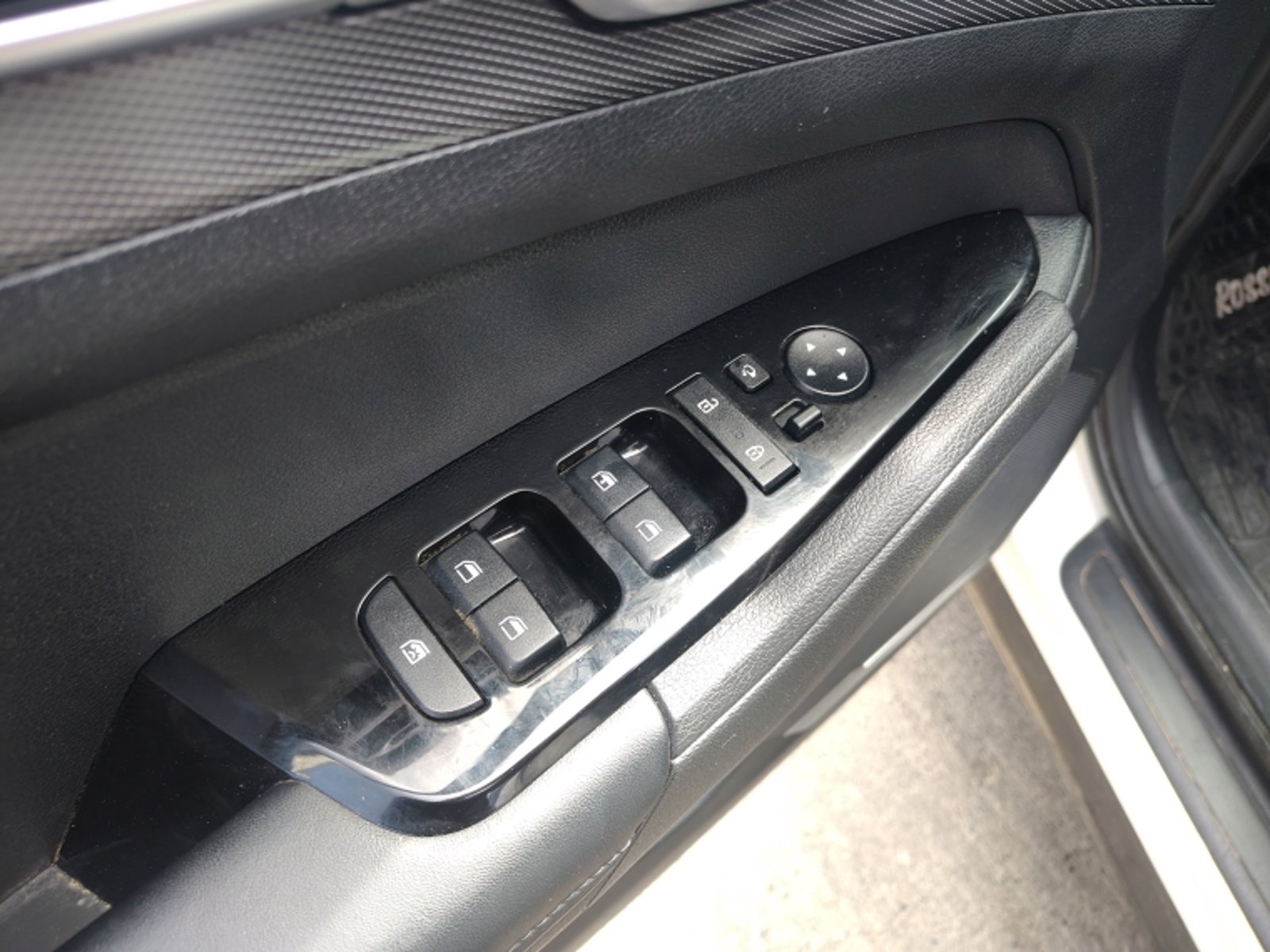 KIA Sportage Ex 2.0l 2023 - Imagen 10 de 19