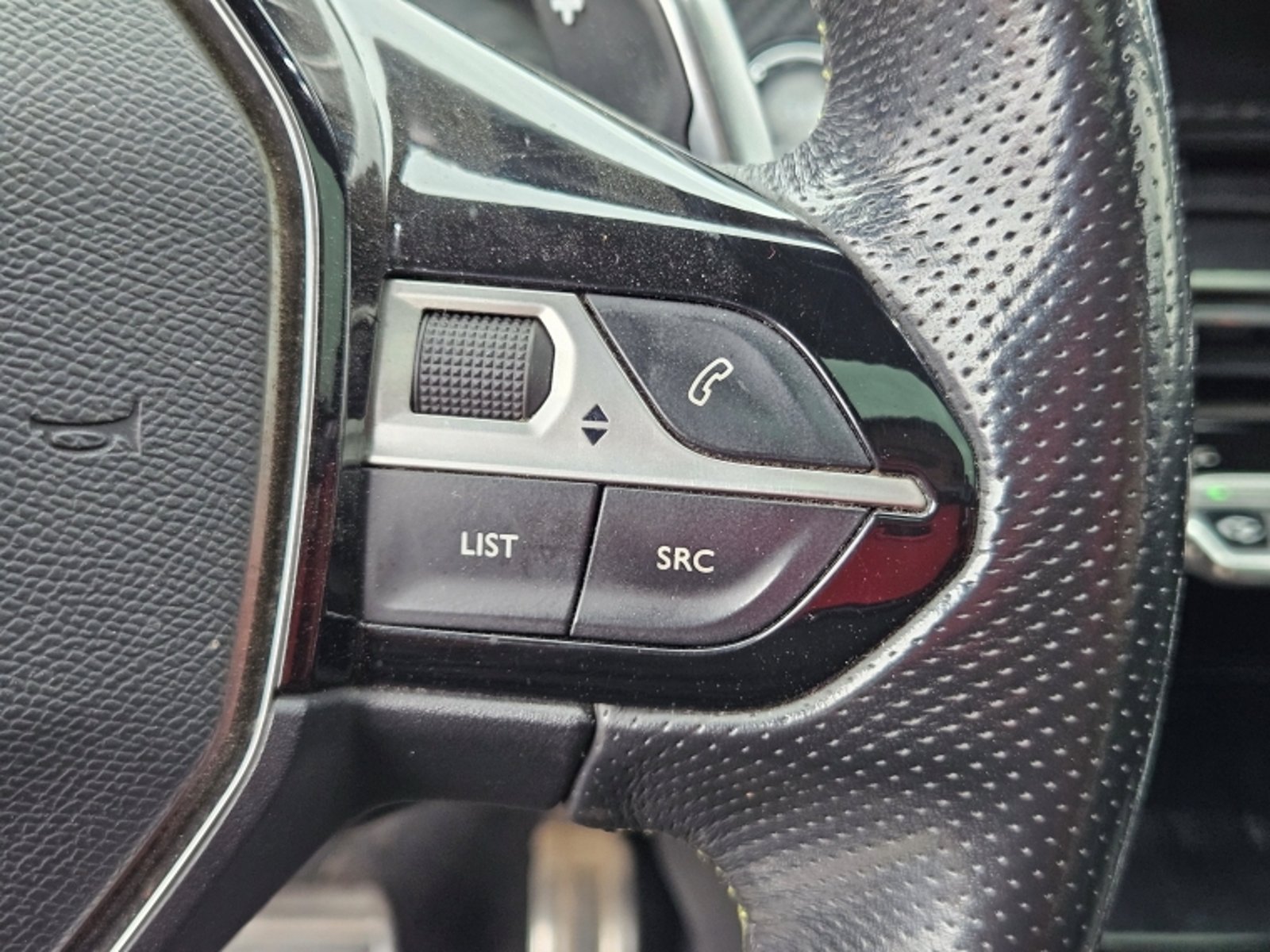 Peugeot 2008 Nuevo 2008 Gt Bluehdi 130 Eat8 2021 - Imagen 17 de 20