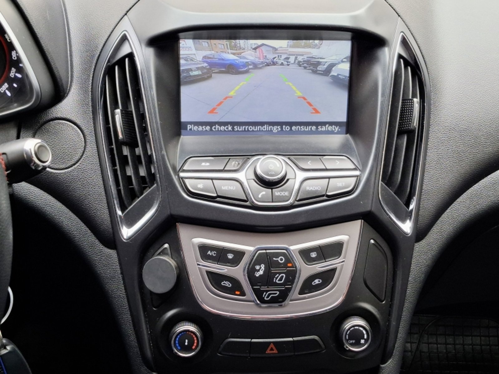 CHERY Arrizo 5 1.5 2022 - Imagen 15 de 20