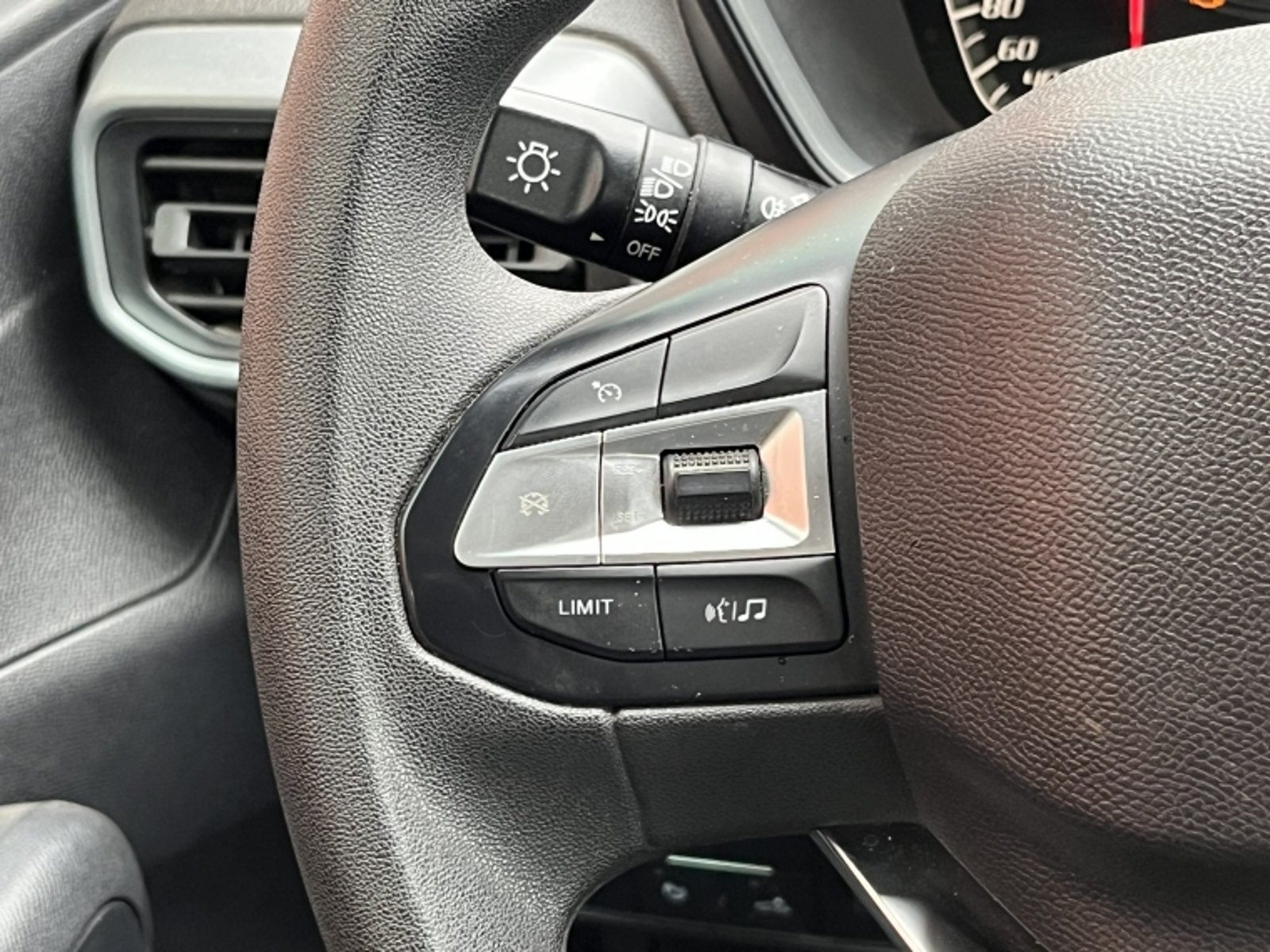 PEUGEOT Landtrek Bluehdi 4x4 2.2 Aut 2025 - Imagen 17 de 20