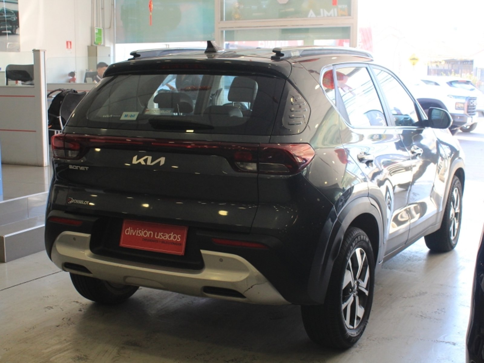 KIA Sonet Ex Ivt 1.5 Aut 2023 - Imagen 5 de 20