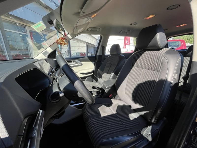Kia Carens Lx 1.5 2023 - Imagen 14 de 20