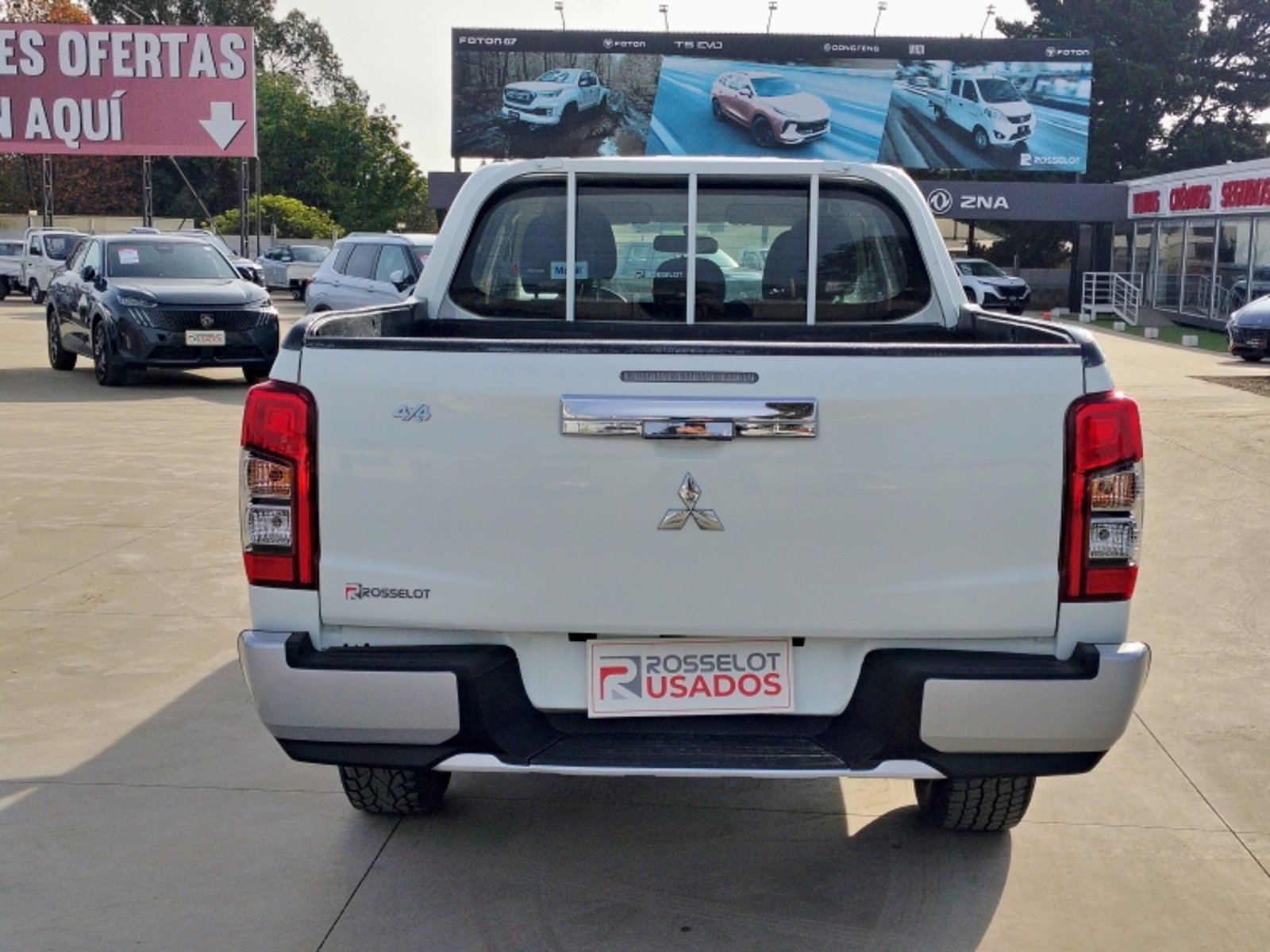 MITSUBISHI L200 D/c 2.4 Katana Crt 4x4 Special Pack 2023 - Imagen 6 de 20