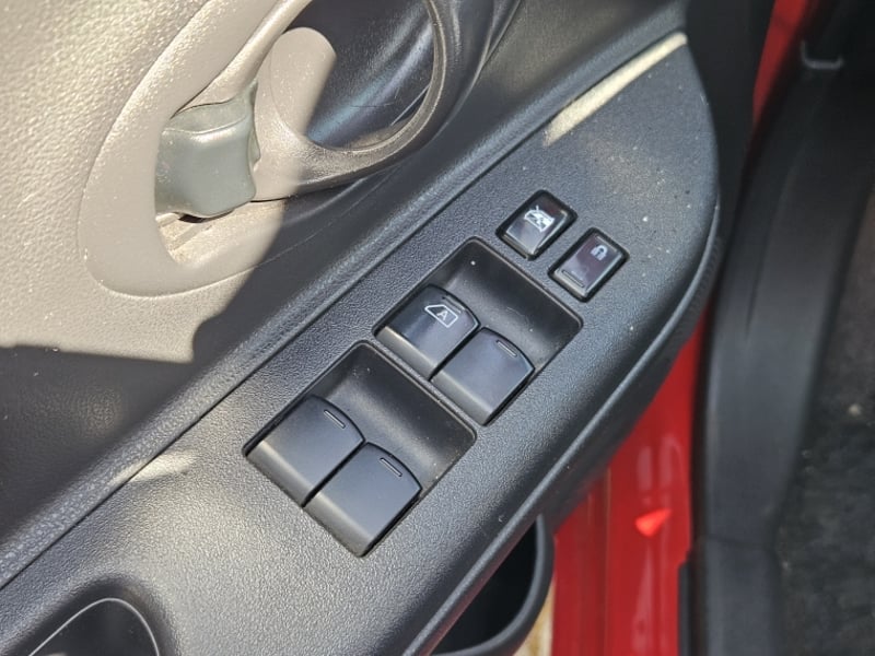 Nissan March K13 Hb 1.6 2021 - Imagen 14 de 20