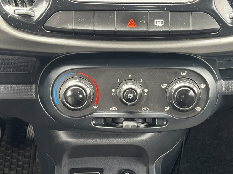 Fiat Uno Way Evo 1.4 2019 - Imagen 19 de 20