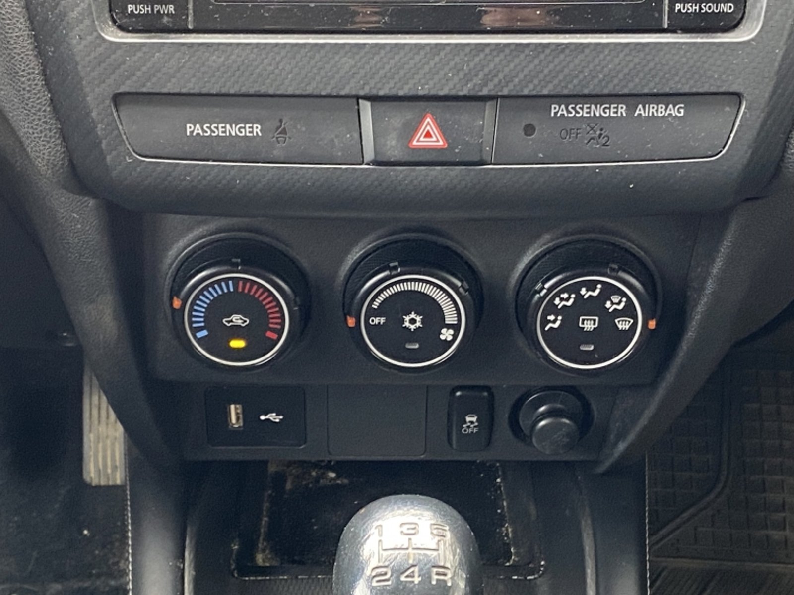 MITSUBISHI Asx 4x2 Mt 1.6 2023 - Imagen 13 de 20