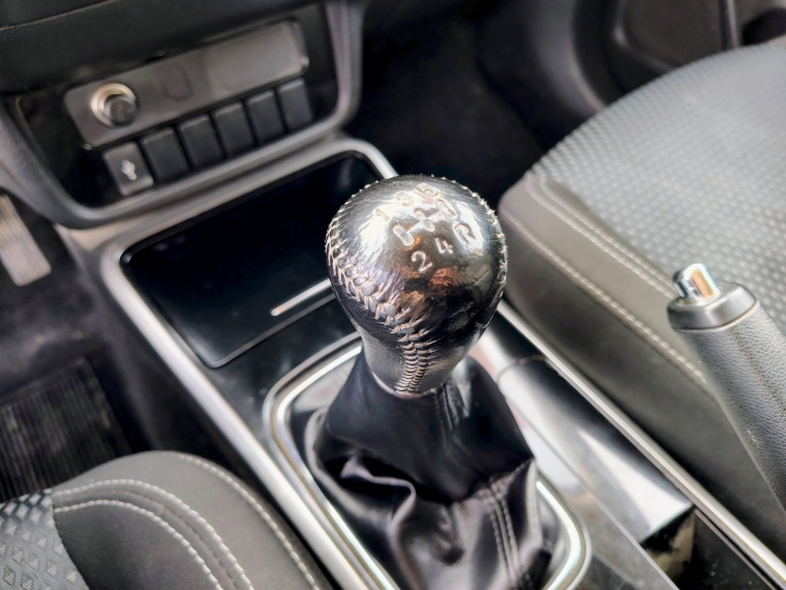 MITSUBISHI Outlander 2.0 2021 - Imagen 12 de 20