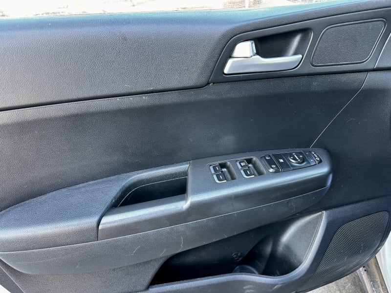 Kia Sportage Lx 2.0 2021 - Imagen 14 de 20