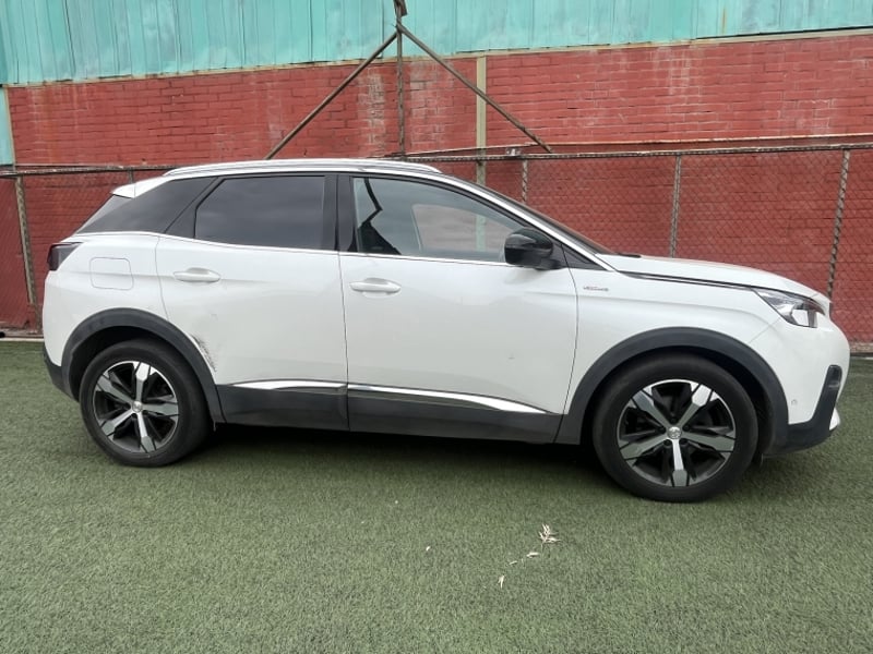 Peugeot 3008 Gt Line Bluehdi 1.5 At 2020 - Imagen 6 de 20