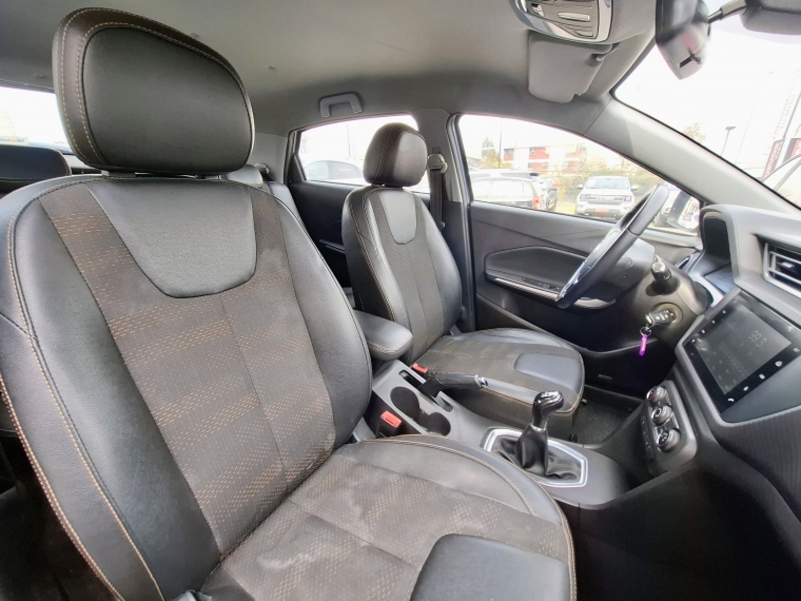 CHERY Tiggo 2 Gl Mt 1.5 2023 - Imagen 17 de 20