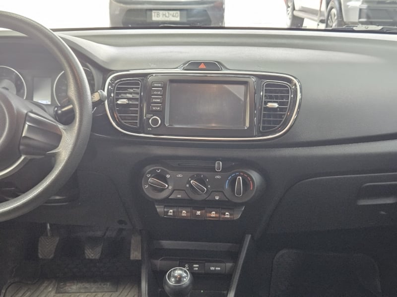 Kia Soluto Mpi 1.4 2024 - Imagen 10 de 17