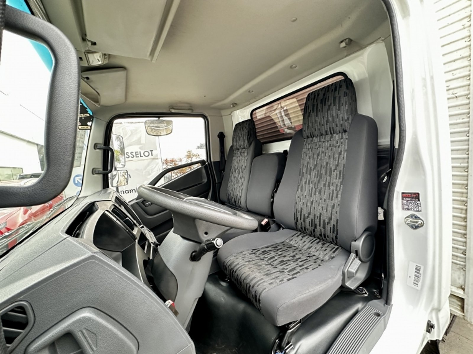 MAXUS C35 2.0 2023 - Imagen 10 de 20