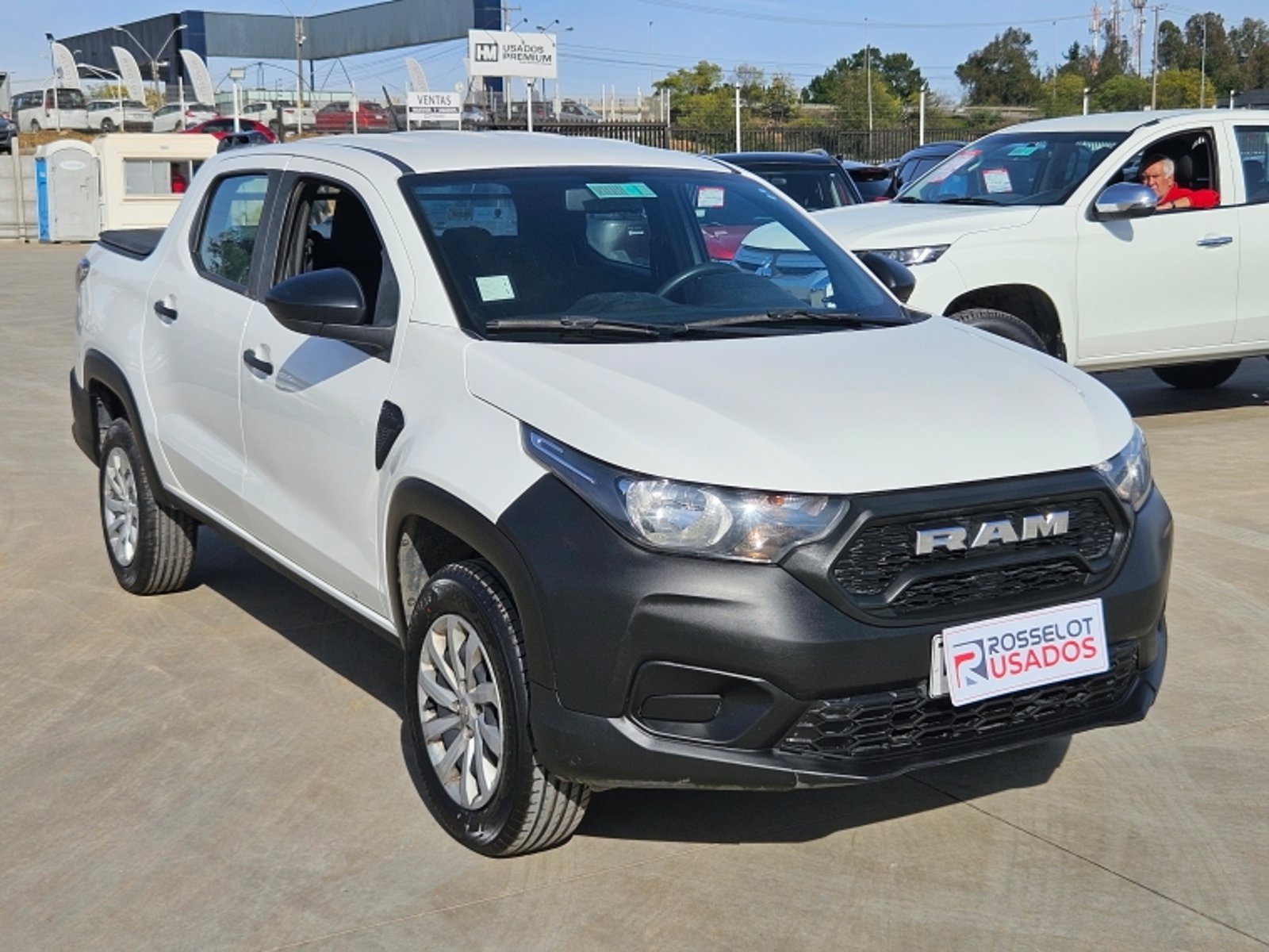 RAM 700 New Ram 700 Slt 1.4 Cd Mt Mn 2024 - Foto 4 de 19