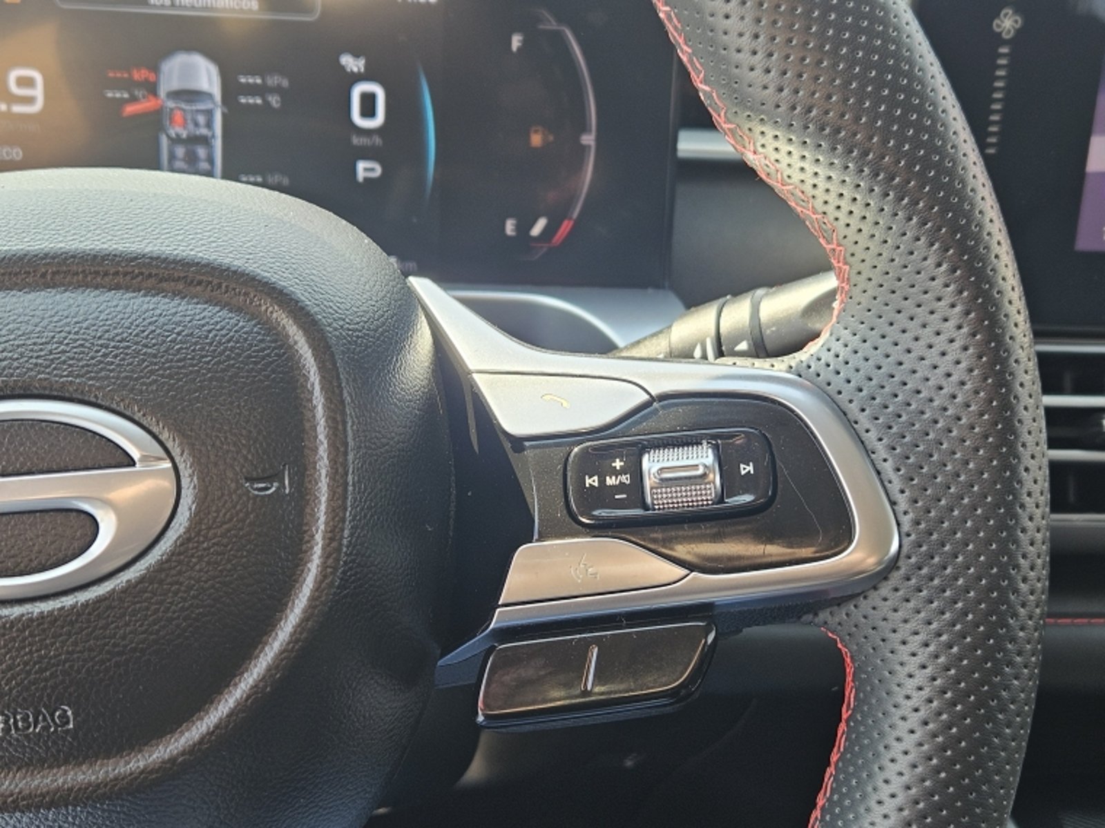 GAC Motor Emkoo 1.5t Gdi Gl Euro 6c 2025 - Imagen 18 de 20